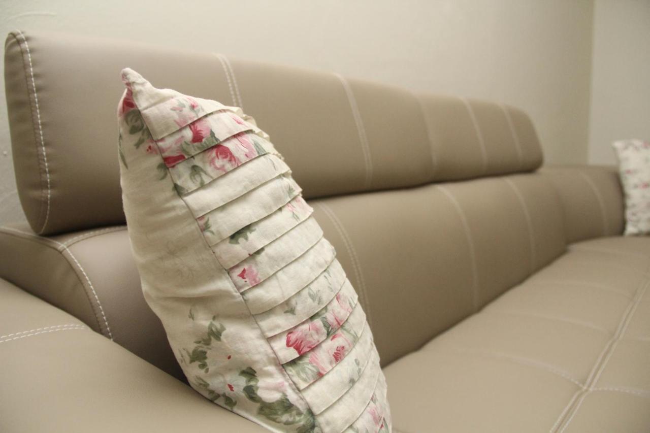 Zwelakho Furnished Apartments The Cube Johannesburg Bagian luar foto