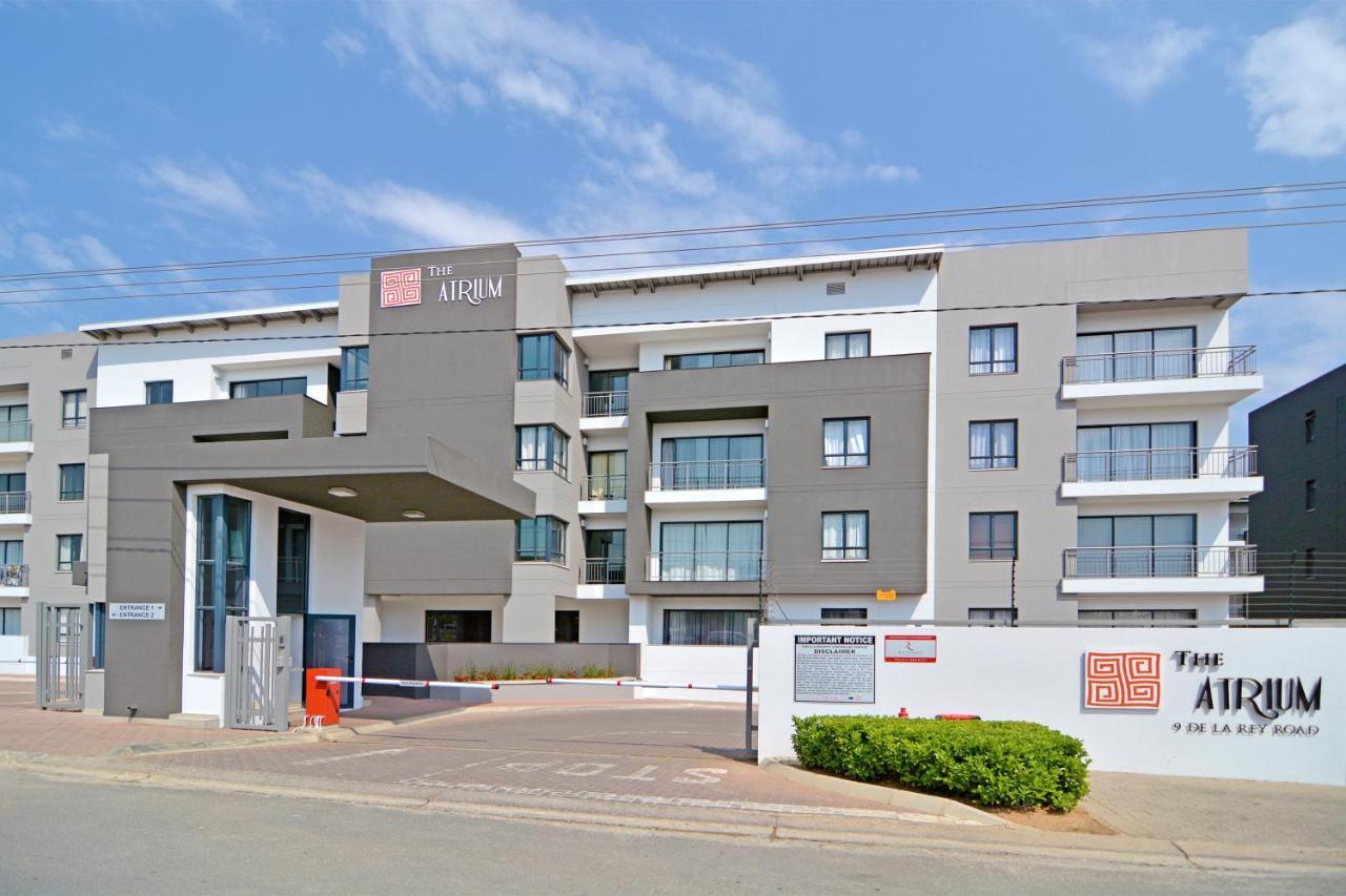 Zwelakho Furnished Apartments The Cube Johannesburg Bagian luar foto