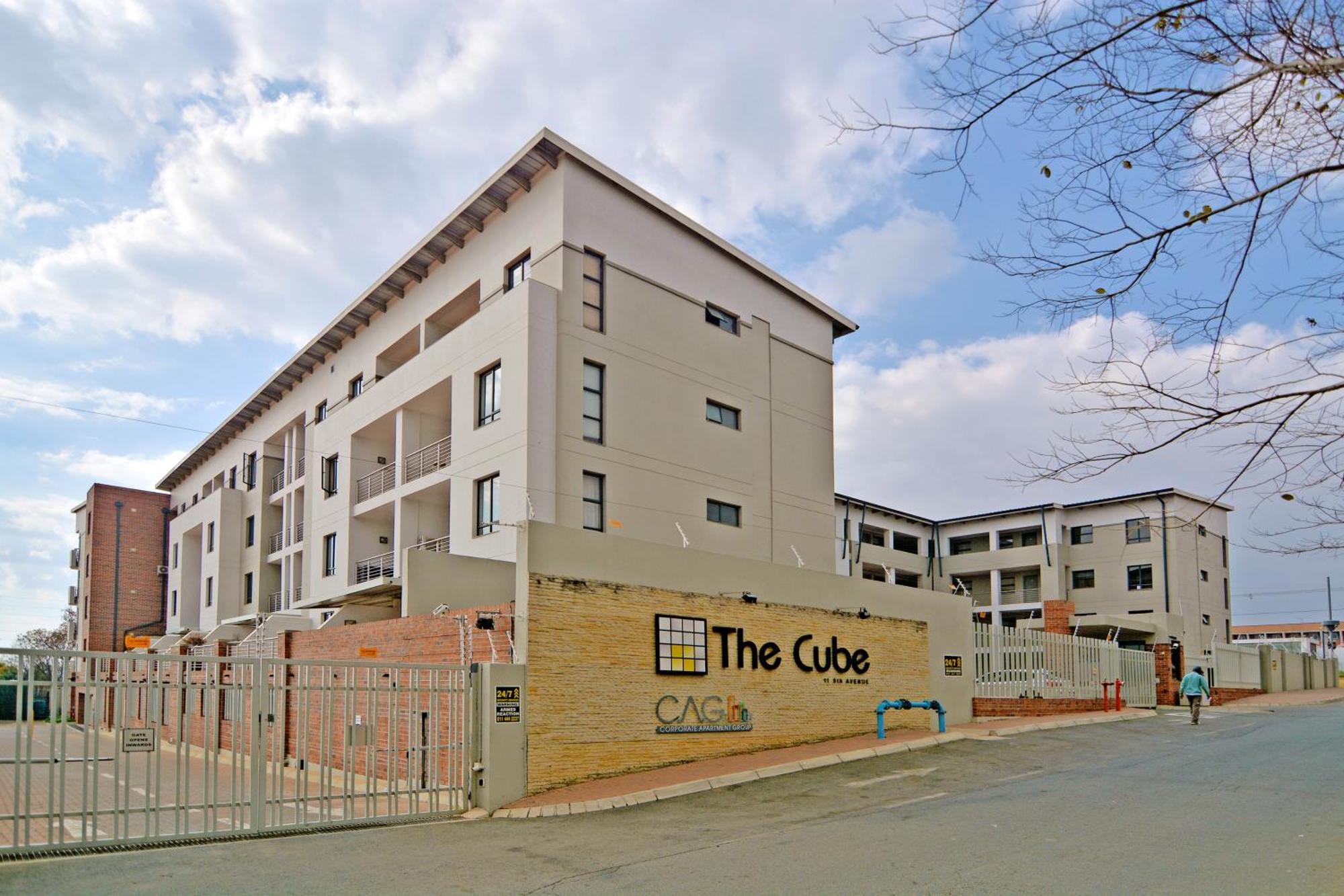 Zwelakho Furnished Apartments The Cube Johannesburg Bagian luar foto